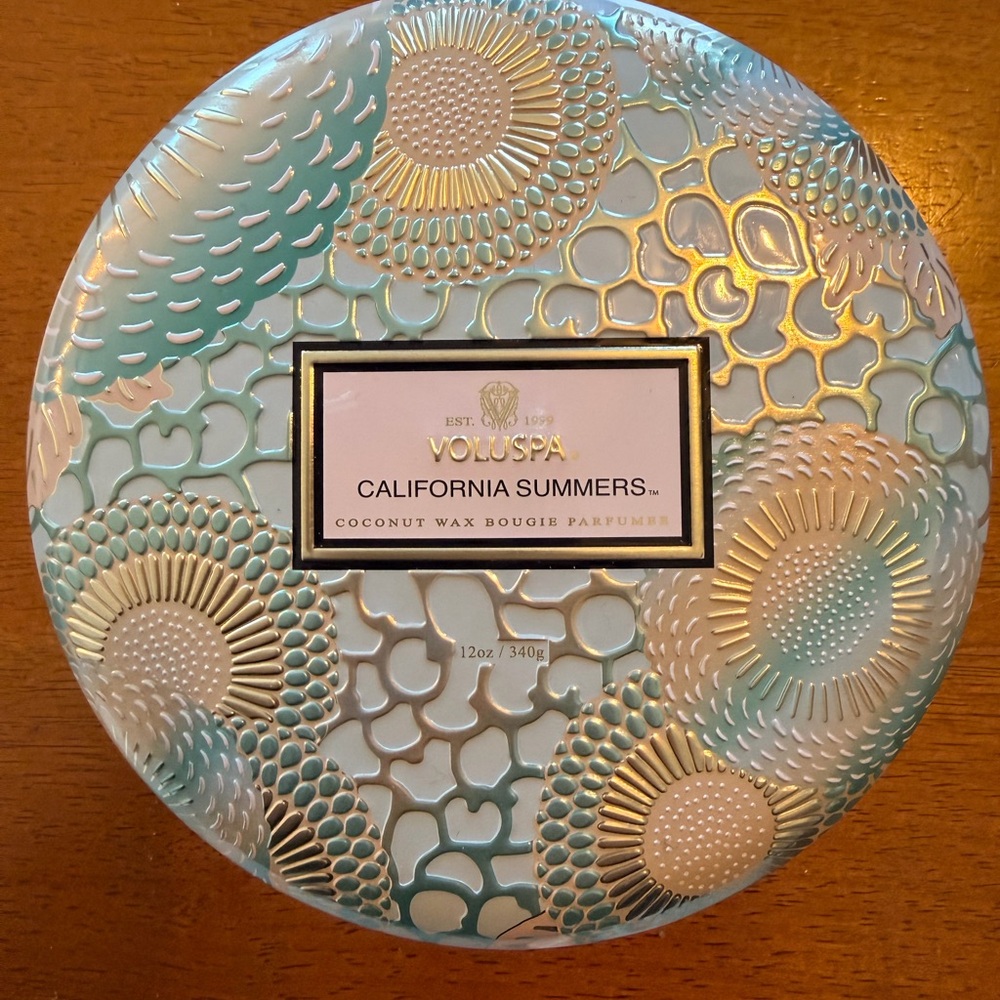Voluspa California Summers Decorative Tin Candle - Blue & Gold
